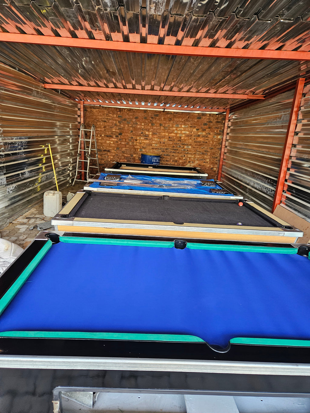 Refurbished coin operated pool table
