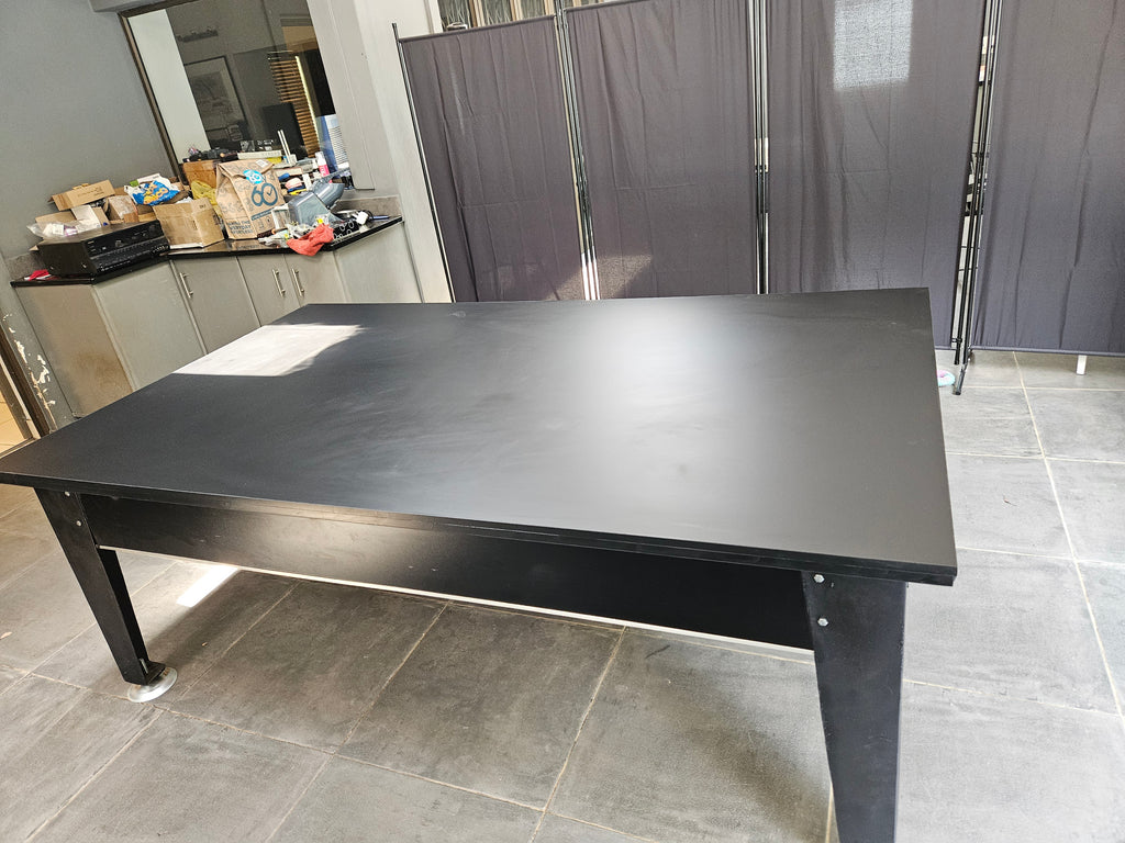 Home use pool table