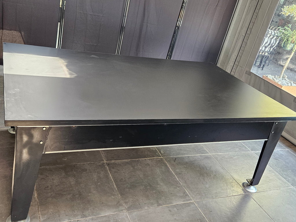 Home use pool table