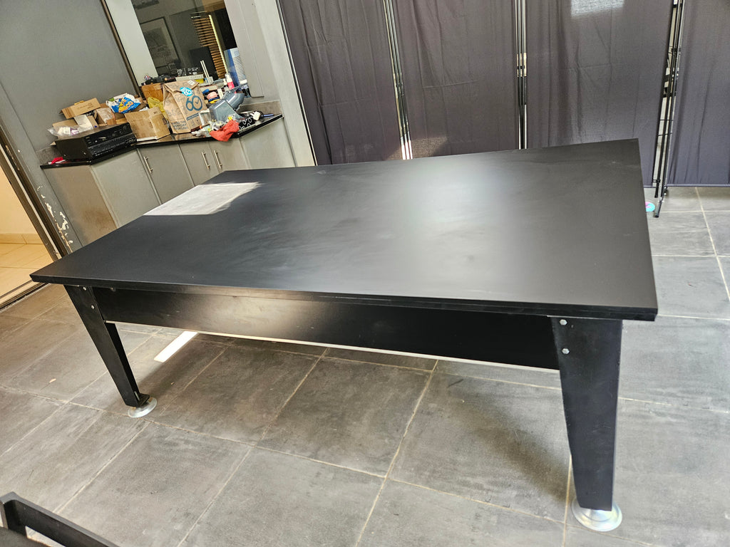 Home use pool table