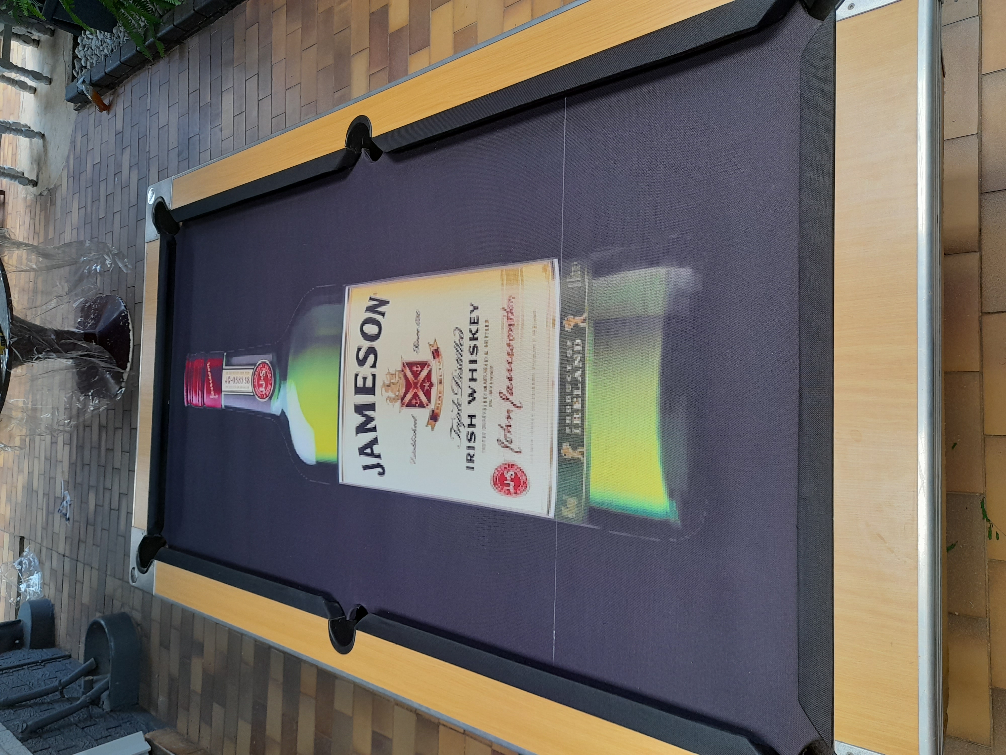 Custom snooker table